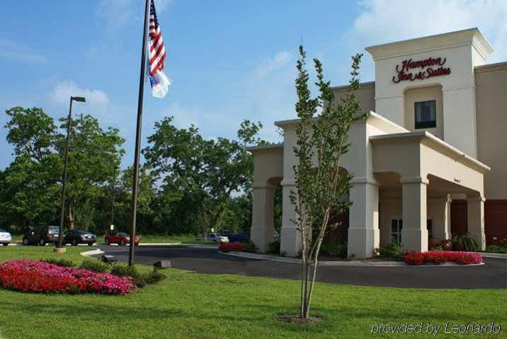 Hampton Inn & Suites Alexandria Exterior photo
